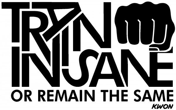 T-Shirt Brustdruck train insane